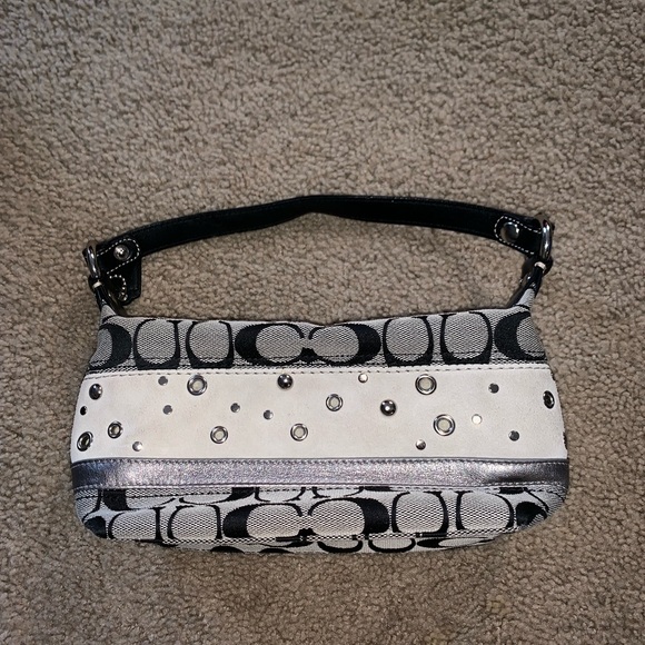 Coach Purse - Picture 2 of 4